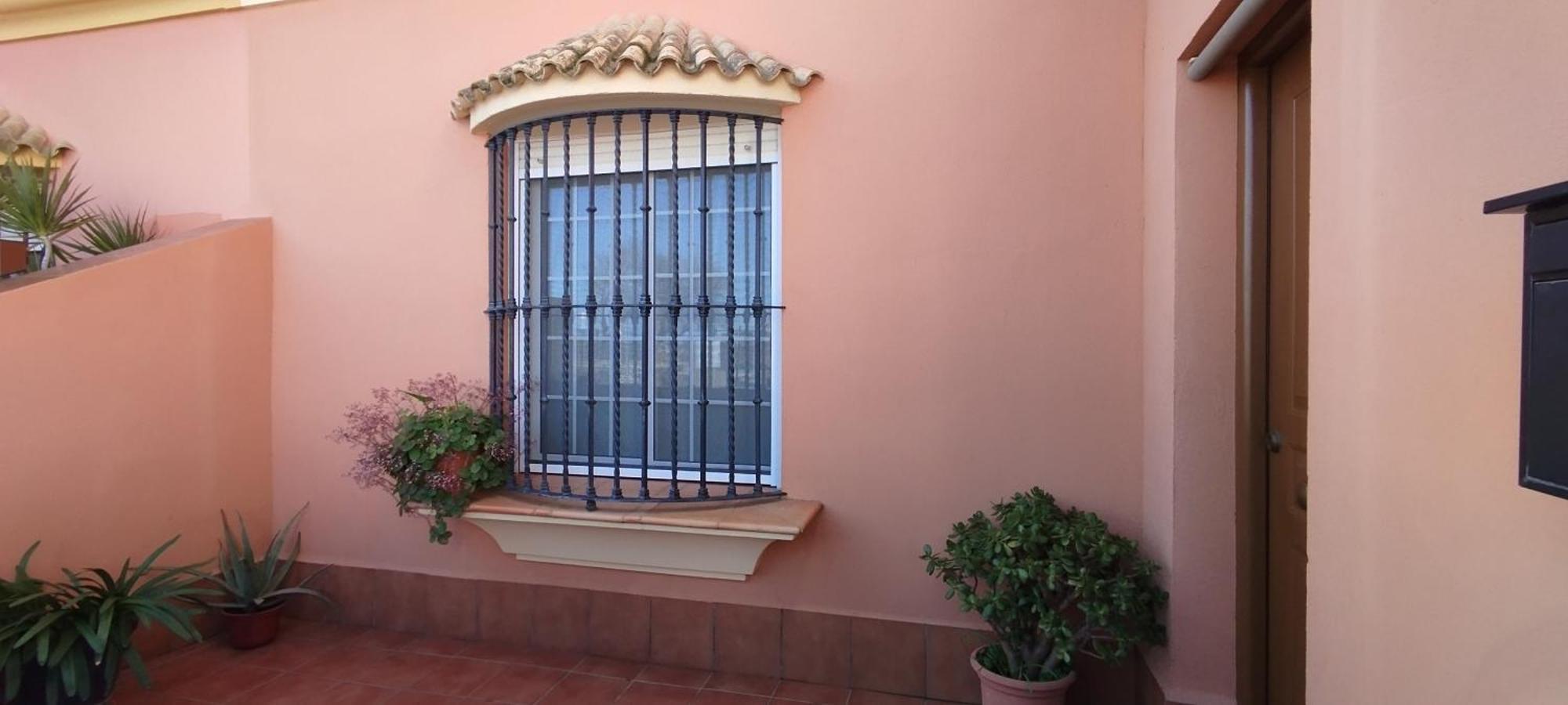 Gloria Fuertes Villa Sevilla Dış mekan fotoğraf